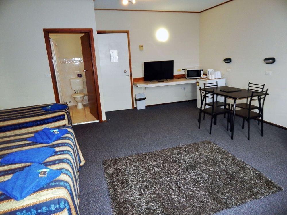 Nowra Motor Inn Buitenkant foto