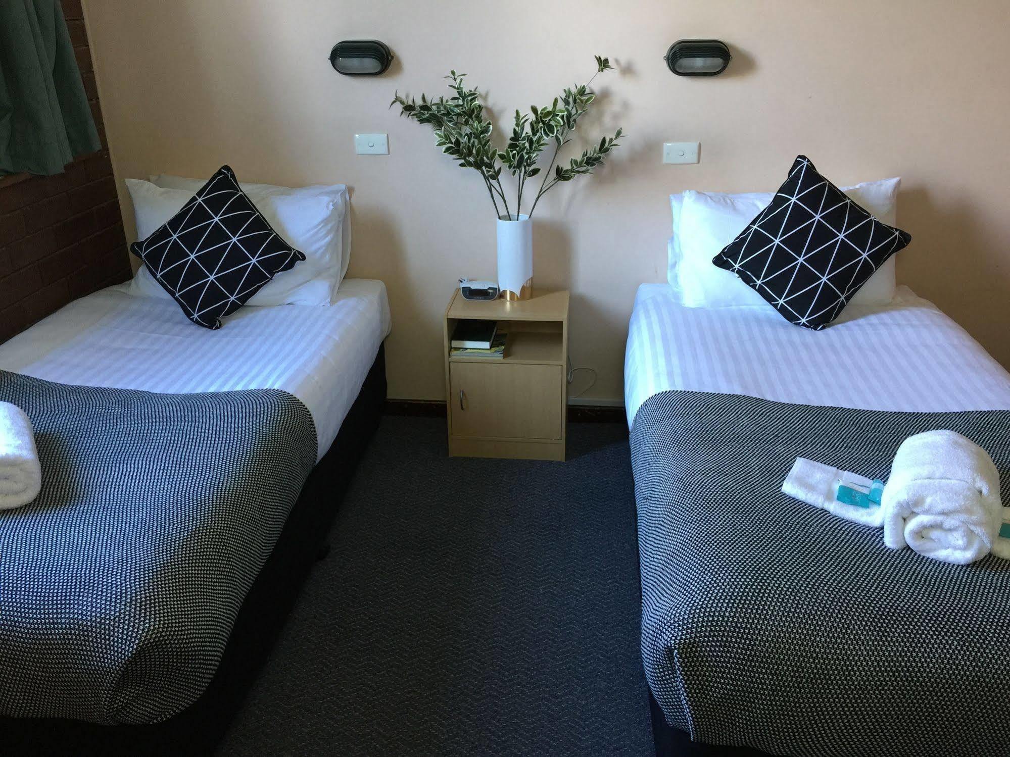 Nowra Motor Inn Buitenkant foto